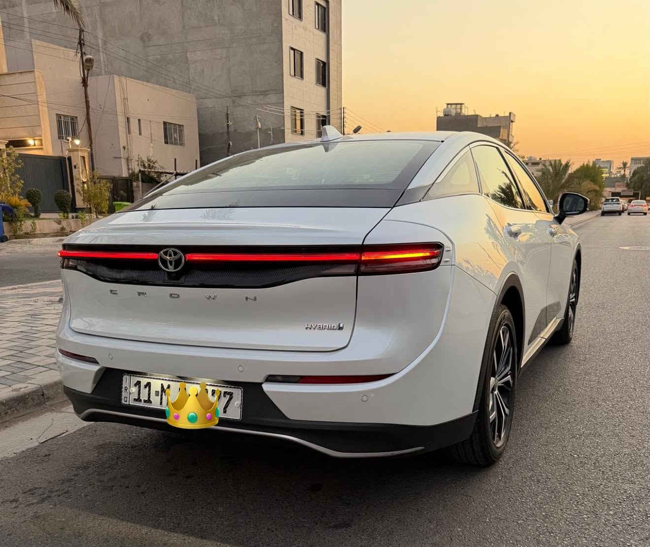 تويوتا كراون 2023  بريميوم
خليجي — عبد اللطيف جميل 

🔹 المواصفات:

محرك 2500 هايبرد
فتحة سقف
أنظمة أمان متقدمة تشمل الرادار الأمامي والخلفي 
كاميرات 360 درجة
حساسات متكاملة 
مقاعد كهرباء أمامي + خلفي
تبريد مقاعد
بردة كهرباء
مصابيح 4 عدسات
تجهيزات أصلية كاملة من عبد اللطيف جميل
السيارة كفالة عامة من الصبغ والبارد والتبديل
عداد المسافة / 34 الف كم

 حالة السيارة: : مستخدمة بحالة جيدة جدا
رقم بغداد 
السعر/ 31000 الف دورلار

📍 الموقع:بغداد - المنصور
الاتصال/ ***********@
