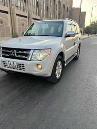 باجيرو ٢٠١٤ • ٣٥٠٠ • فورويل دفلوك