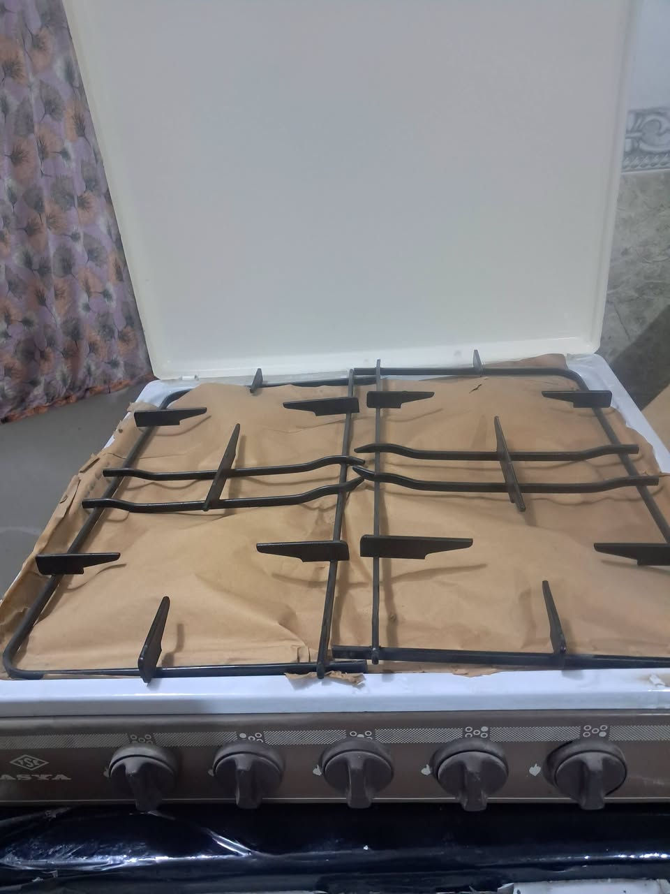 غير مستعمل • طباخ تركي • ٥عيون