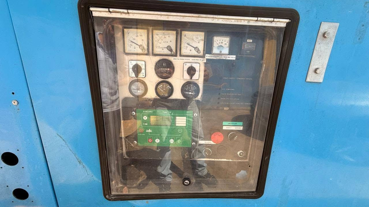 سلام عليكم
مولدة بيركنز 1006 بريطاني 
توليد ستام فورد اصلي 100Kv حقيقي 
معمرة جديد بوش بستن رنك كرنك ستندر 
كاتم فول 💯
سعر 95 بيها مجال  عنوان زاخو 
***********
