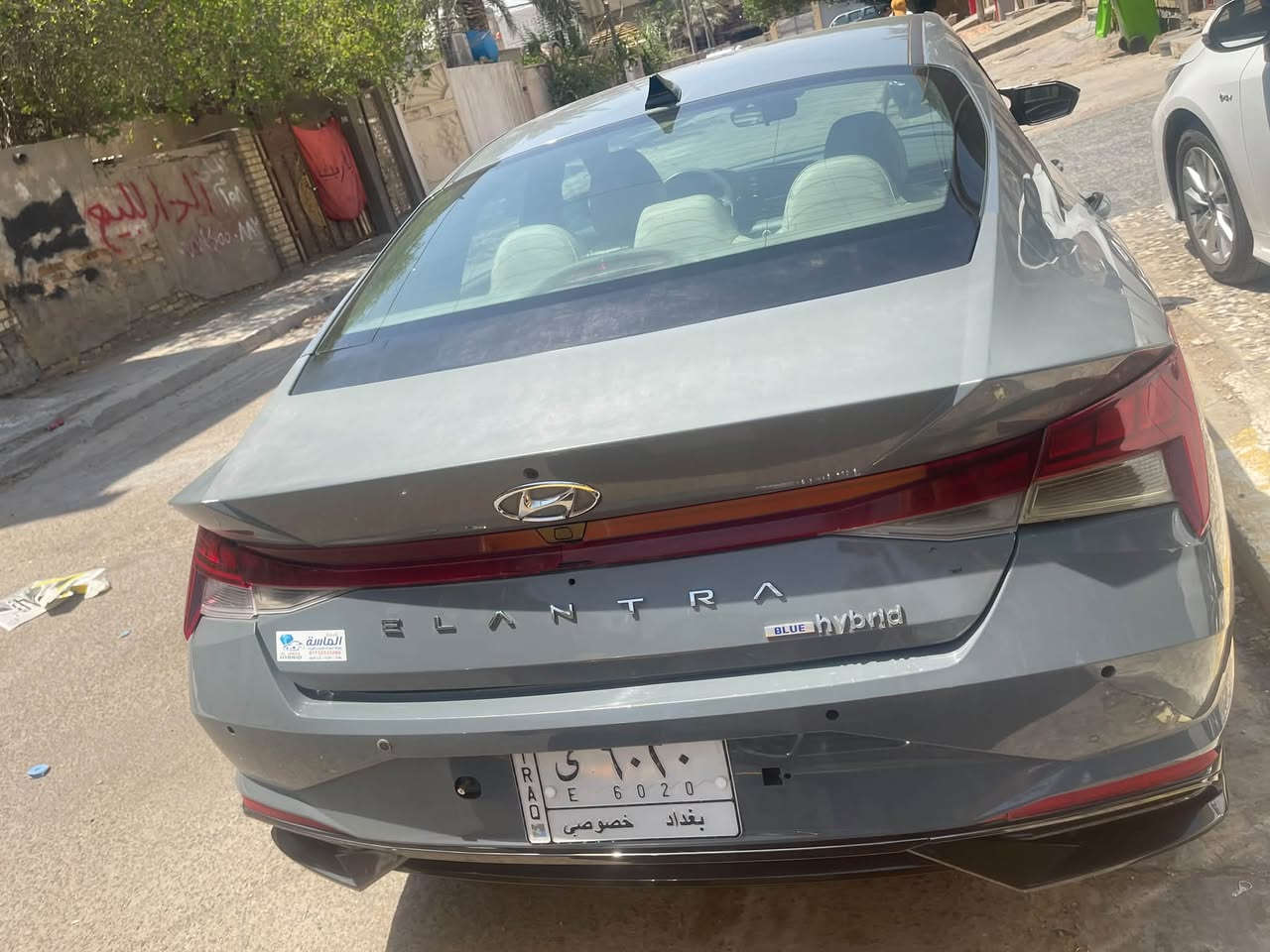 النترا  هايبرد موديل ٢٠٢١ وارد امريكي فول مواصفات عدا الفتحة حادثها من امريكا صندوك وهنا مبدل باب وجاملغ وطرمبة كير وبيها شوي حالوبات واثر خدوش ب ١٢٠ قفل
ابيع بس مو بعذا الرقم غير رقم اخلي للسيارة اني اتحمل تكاليف تحويل الرقم وكلشي
مكان بغداد 
***********
