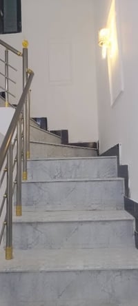 البصرة حمدان • بناء حديث • ١٤٠م²