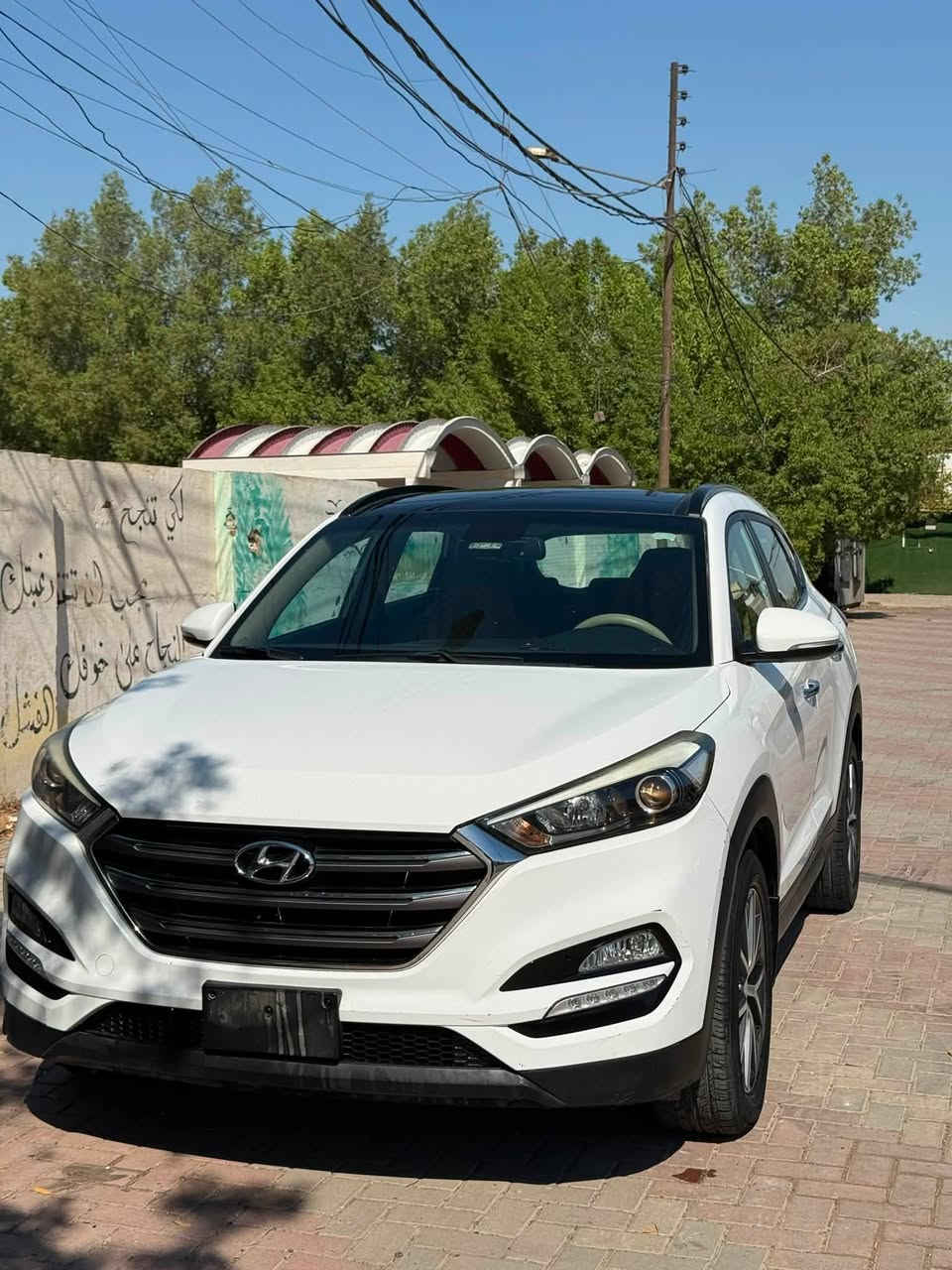 سلام عليكم 
هونداي توكسان
2016خليجي 
بدون صبغ 
موصفات معروفه 
السعر 175$
***********
العنوان بغداد المنصور

