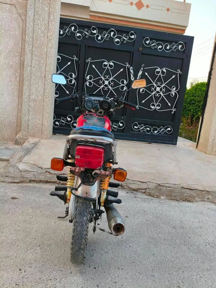 سلام عليكم ماطور سيفان موديل 2020
كله شغال ماعايزه شي نشاط خير من الله مرواس حسب قناعه فرق انطي شي معقول او بيع سعر 400 وبي مجال قليل 
الهاتف  ***********
