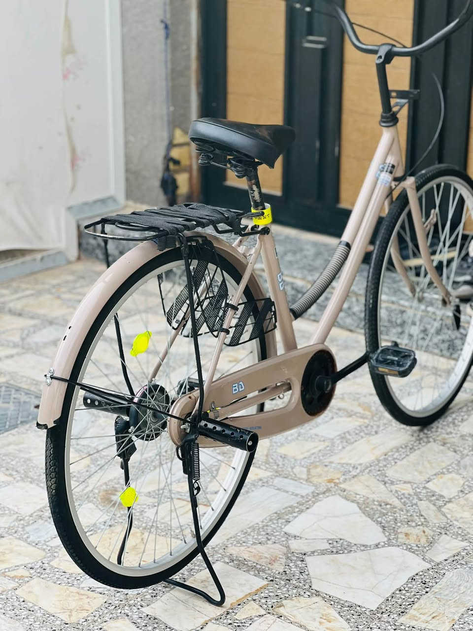 باسكل لبيع 140وبي مجال حجم26مديل 2022 نضيف عوزه بس قبق مالت صينيه وغرضه موجود للاستفسار رقم الواساب *********** المكان السماوه الجربوعيه الربعه
