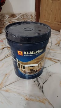٥٠ سطل • نضيفات • للبيع
