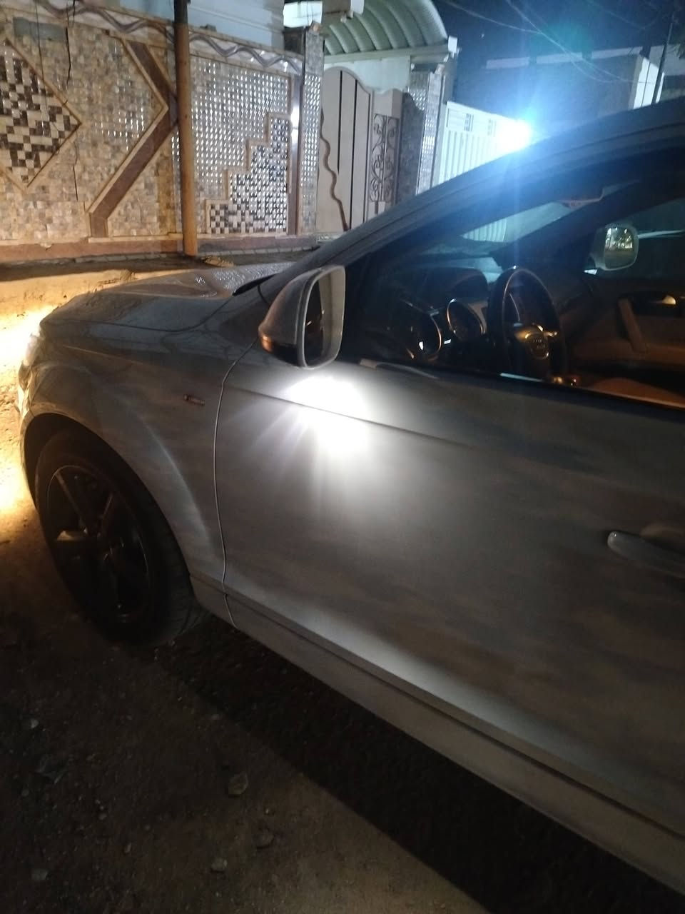 السلام عليكم اودي ٢٠١٣ فول مواصفات بانوراما فول رقم اربيل فقط صبغ قبغ جنطه ٧ راكب رايد مراوس تاهو ***********
