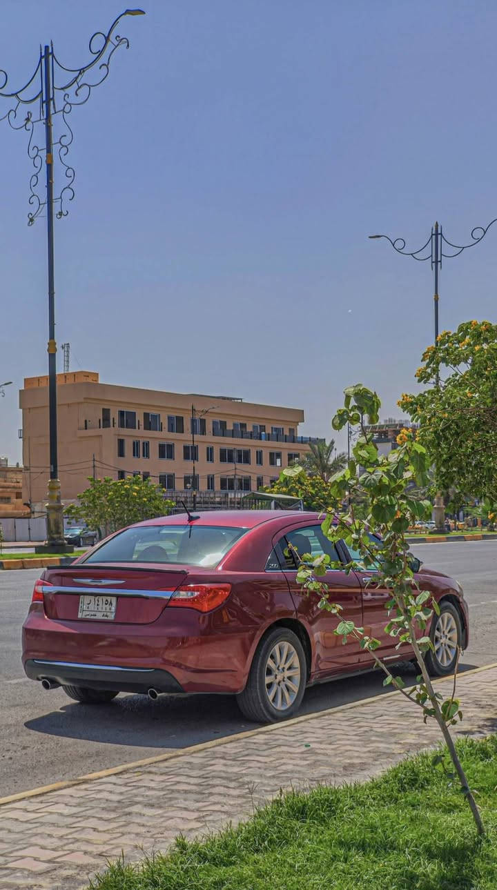 كرايسلر c200
كرايسلر c200 موديل 2013 لون ماروني السياره خير من الله 
المحرك المرغوب 6 سلندر 3600 
السياره عليها ادامه جديده 
حديده امامية وخلفية جديده 
تخم تاير جديد 
تبريد السياره ثلج 
السياره فول مواصفات عدا البصمه 
فتحة سقف 
شاشه لمس 
كاميرا خلفيه
تحكمات ستيرن 
كشن سايق كهربائي 
سستم صوت 6 سماعات 

حادثها امامي عكس السايق 
السياره بيها خمس قطع 
سعرها 80 ورقه بيها مجال بسيط 
مكانها كربلاء 
راسلني واتساب وبيك خير وتدلل 
***********
