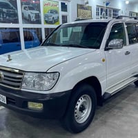 لاندكروز • ٢٠٠٤ • اوتوماتيك