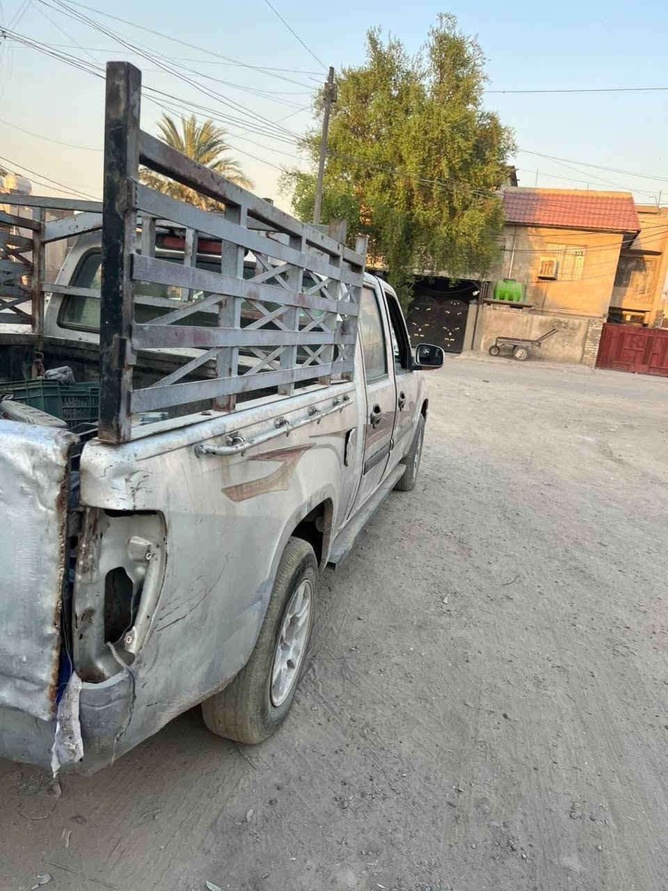 سلام عليكم  سياره لبيع سياره مكينه كاز بلادي الساره كير عادي رقمه انبار  لسياره المكان بغداد لسياره نوعه صيني لموديل 2010 لسياره خير من الله  صاحب الاستفسار اتصل على الرقم ***********
