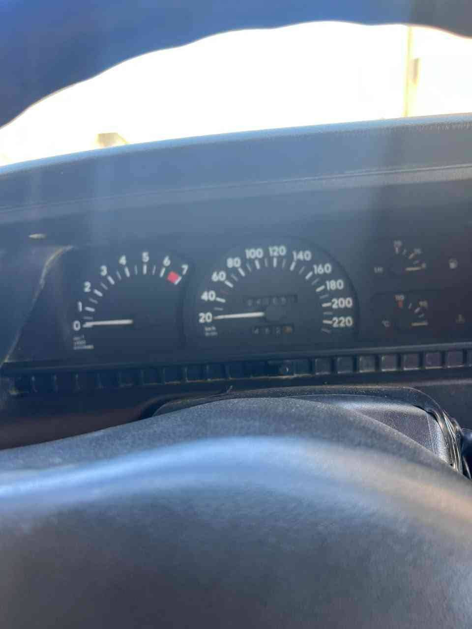 السلام عليكم 
اوبل اوميكا للبيع موديل 1991 طبعا كير و ميكنة شرط و السيارة كلين شرط ما بيها ولا قطرا صبغ و الون سلفر الرقم نينوي رقم جديد و السيارة باسمي و كل شي جاهز السعر 38 ورقة و السعر قابل للتفاوض 
الرقم ***********//***********
