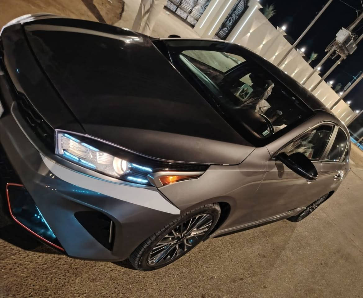سلام عليكم خوتي العزاز كيا فورتي موديل 2023  أمريكي حادثه جاملغ بدون دواخل حجم محرك 2000
بصمه شاشه كبيره تشغيل عند بعئد سعرهه مناسب انتصل *********** مكاني ديوانيه
