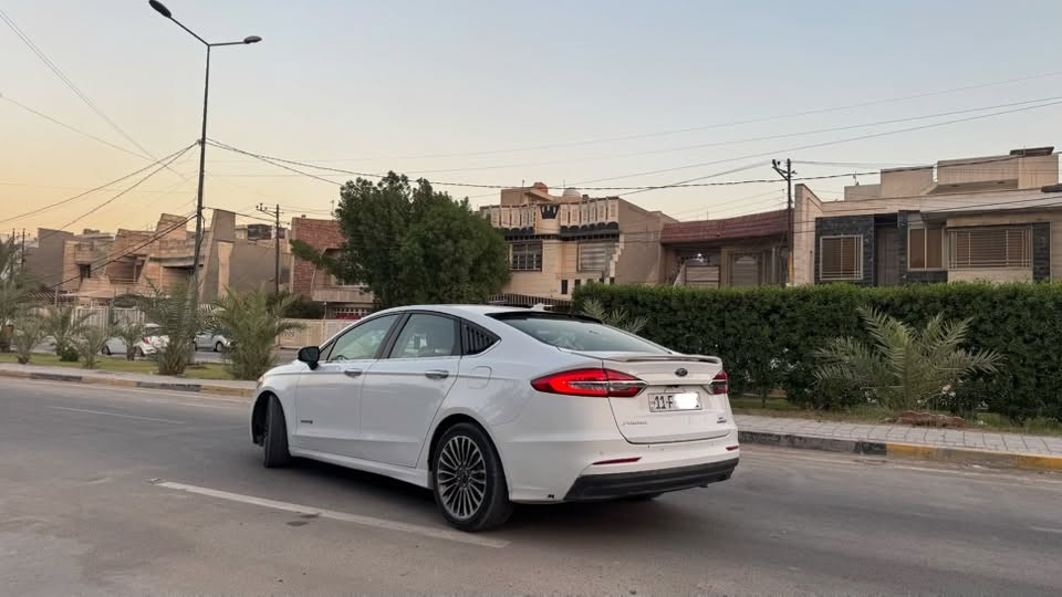 فورد فيوجن هايبرد ٢٠١٩
وارد امريكي حادثها طخة بجاملخ خلفي الايمن والصفحة اليمنة كلها مرشوشة بدون حادث فقط رش
مواصفات se
مقاعد حلد
رادار امامي
رادار جانبي
شاشة كبيرة
كامرا دوارة
السعر ١١٥$
للاستفسار
***********
سيارة عليها تخم تاير دنلوب
