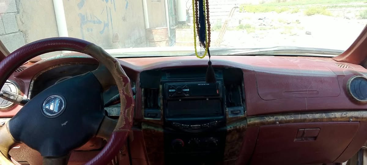 السلام عليكم بيكم فتون موديل 2013 سياره كفاله شرط التحويل سياره خير من الله ما جناي كله شغال رقم قادسيه الماني سعر 45 وبيها مجال للشراي العنوان ناصريه قضاء النصر الرقم للاستفسار***********
