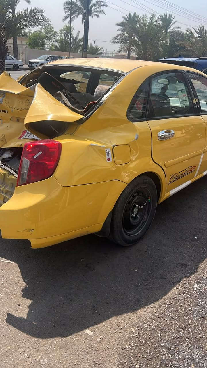 أوبترا ٢٠١٠ خليجي للبيع على حادثهه سابقاً مقفوله هزه جديده هيئه وغرامات مصفره تحويل ثاني يوم رقم بغداد دولي السياره شغاله وتمشي تبريد ثلج السعر ٣٧ وبيهه مجال مكان السياره بغداد الكاظمية هـ***********

