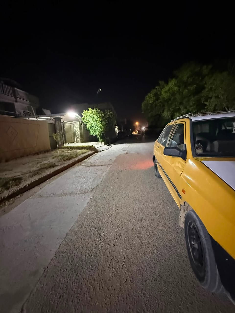 السلام عليكم سايبا ٢٠١٢ للبيع كاملة ماناقصة شي سعرهه ١٩ وبيه مجال قليل  كير ومكينة كل مكفول وين ميعجبك افحص لاتبخير ولا تنقيص رقم بغداد مداور سريع مكانه بلحلة رقم ***********

