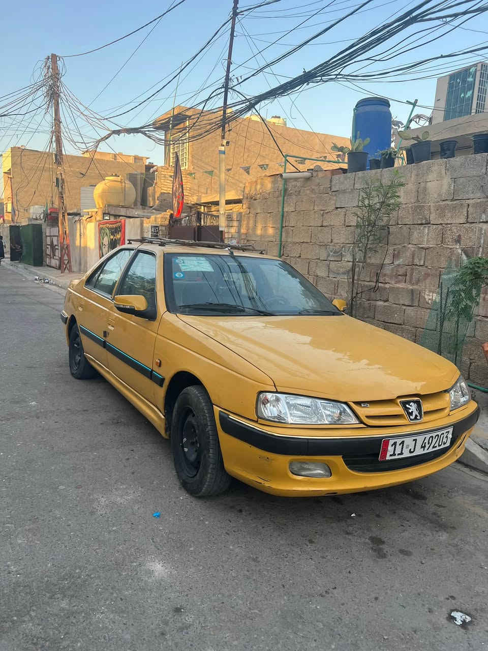 السلام عليكم بيجو بارص مديل ١٦ ابيع عله حادثه رقم بغداد مصفر هيئه وغرامات مكينه جديده كير جديد تبريد شغال تخم تاير جديد قيم واخذ بل يرضي الله 
مكان السياره بغداد جسر ديالى القديم 
***********
