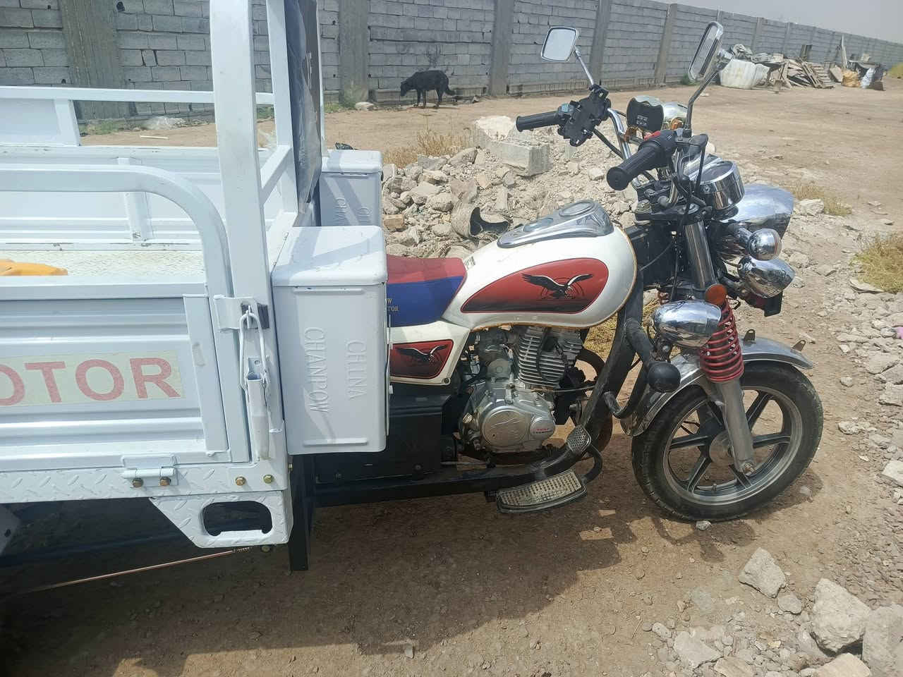 ستوتة جمرة اللون ابيض محرك 150مكان بغداد موديل 23رقم وسنوية تحويل ثاني يوم السعر 3600بيها مجال الشراي يتصل ***********
