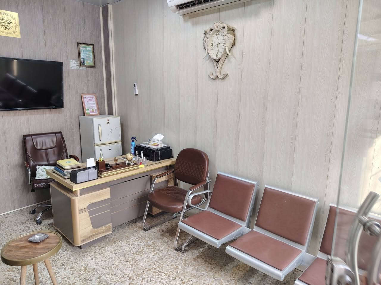 محل • للبيع/للإيجار • البلديات شارع المرور