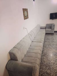 تخم للبيع 10 مقاعد. سعر 150 لحد يجي ينزل من سعر قفل عنوان بغداد ابو غر...