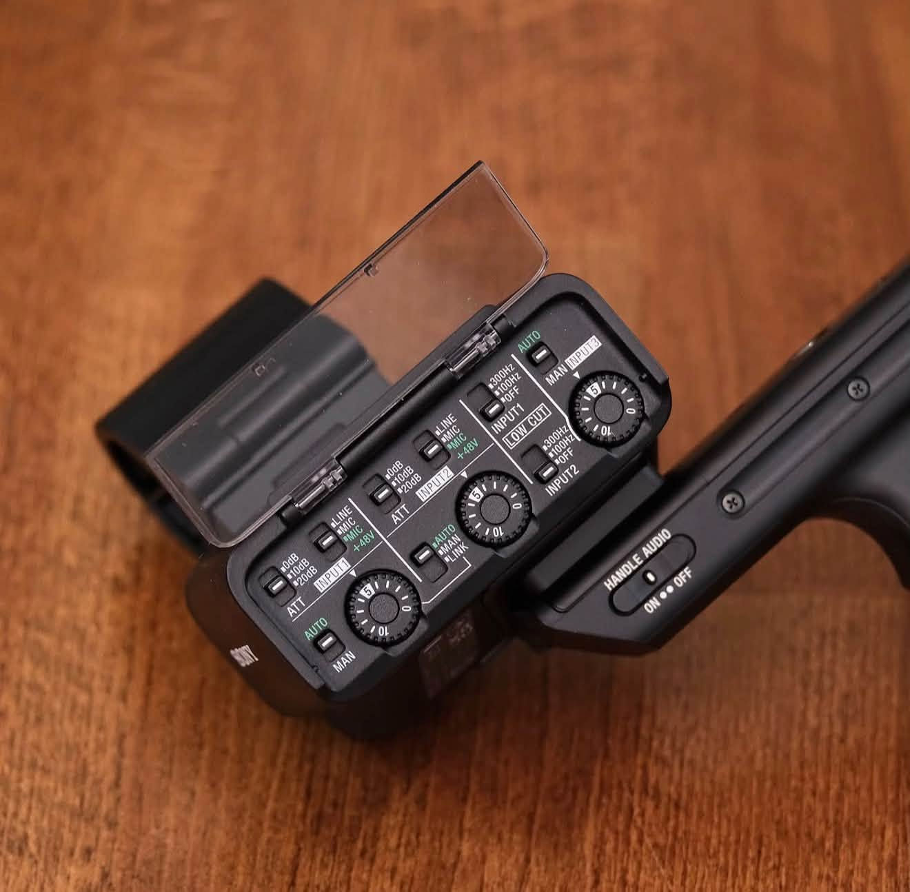 Handle XLR Fx3-Fx30 
للبيع السعر 250 الف نهائياً مامستخدم
***********
