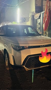 كيا صول للبيع وارد امريكي موديل 23.  الحادث كما موضح في الصور قطره صبغ...