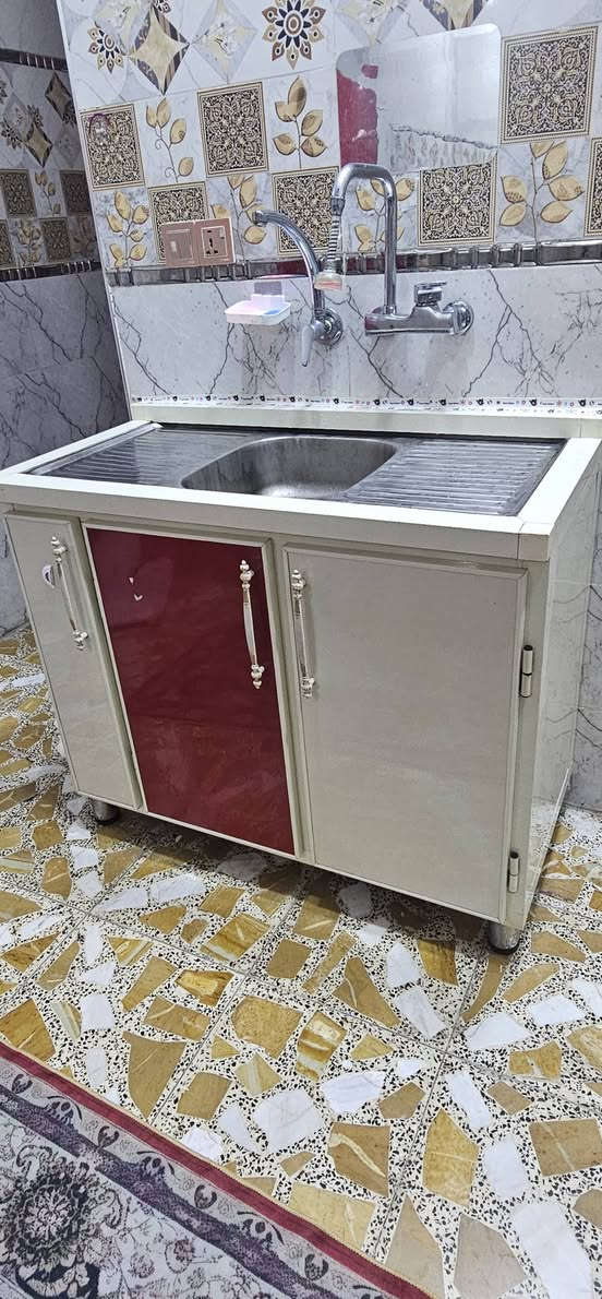 مستخدم قليل • غسالة ١٨ كيلو • طقم نوم ٦ أبواب