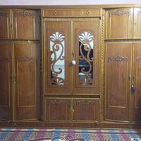 غرفه اخشاب • للبيع • الماجديه