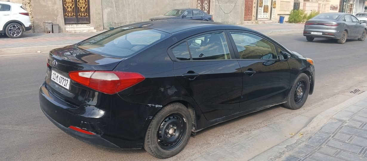 للبيع سيارة كيا فورتي 2015 امريكي
حادثة امريكي صبغ حزام مكينة كير خير من الله 
تبريد ثلج خير من الله تخم تايرات سعر 91 ورقه وبيها مجال الاستفسار الاتصال على الرقم 
***********
