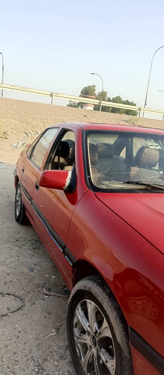 السلام عليكم مكلف بالنشر اوبل فكترا موديل 1992 رقم بغداد سنويه عظم عاج  ساقطه صار 5 اشهر. مكينه مكفوله  كير يفلت نمره 3 و4. عمبار بريك  له تبديل السعر 27وبيه مجال العنوان الانبار فلوجه. رقم صاحب السياره 
***********
***********
