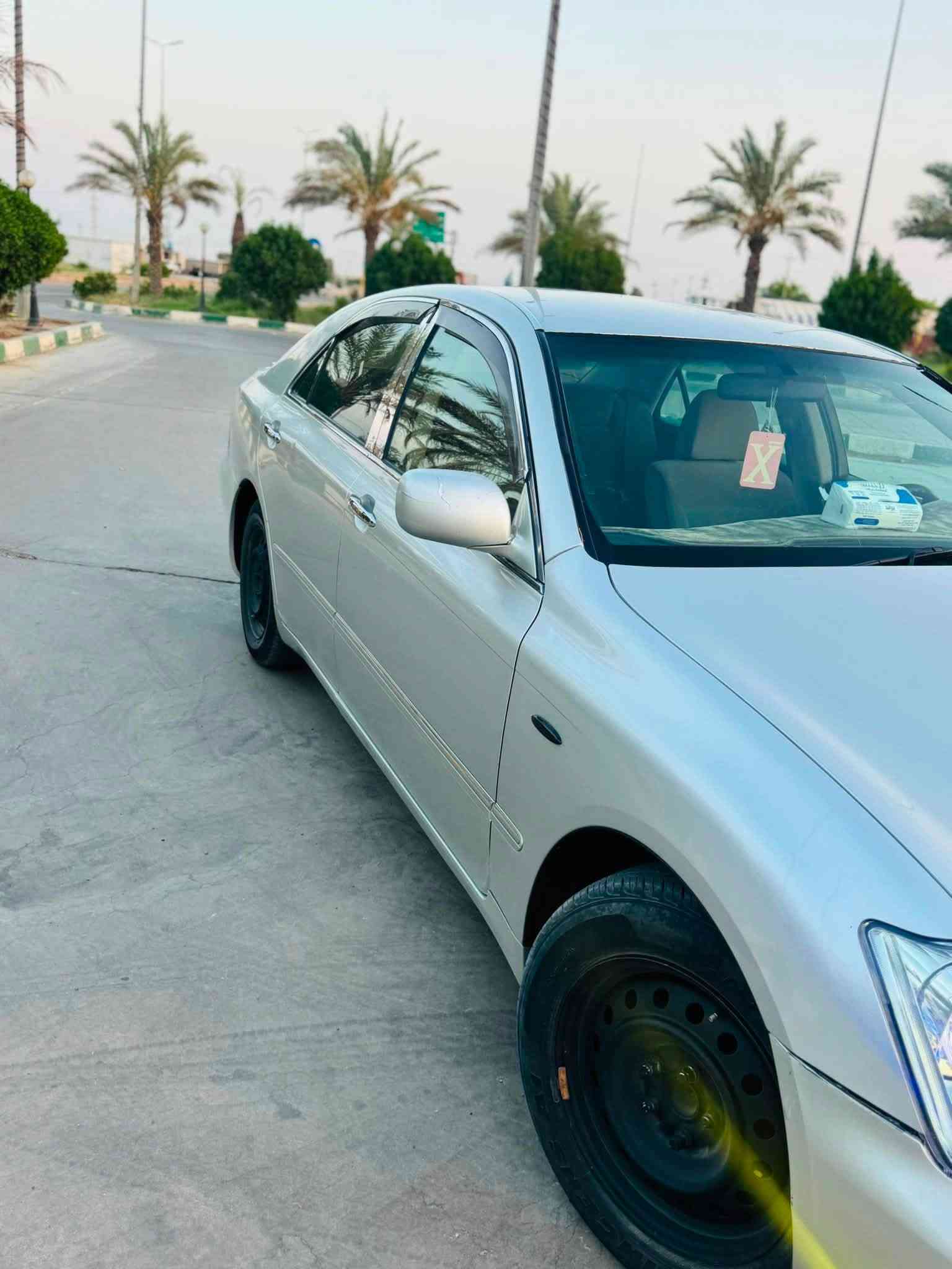 شاهينه بحري 2005ادوات كصه قماره متوه طبق لاصل نكليزي
دخول جديد فول2 دكم شاصي80 
حساسات امامي خلفي كله شغال
تحوير نجف فوك وجوه
تخم تاير حداده كير محرك تبريد قطعتين ثلج
شاشه كامره سياره حلوه سعر 36وبيه مجال 
مكان ميسان العماره/‬ ‭***********‬

