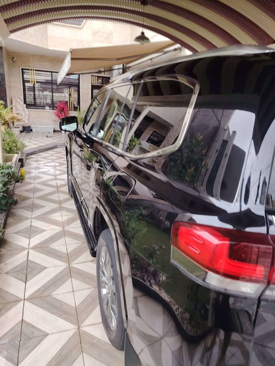لاندكروز GXP • ٢٠٢٤ • رقم بغداد