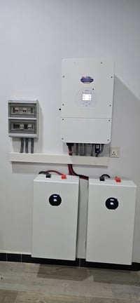 طاقة شمسية • إنفيرتر Deye 12kW • بطارية ليثيوم Deye 16kW