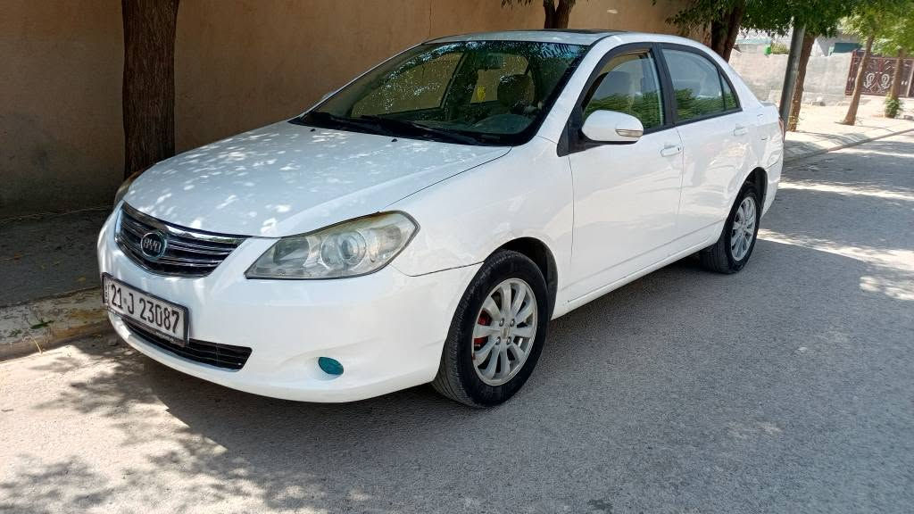 بی وای دی 2014 فول مواسفات  بێ سبوغ گێرو مەکینە بەشەرت سەنەوی نوێ  سعر65ومجال ژمارە تەلەفۆن *********** ڤایبەرو واتس اب .نزیک رانیە رانية, السليمانية
