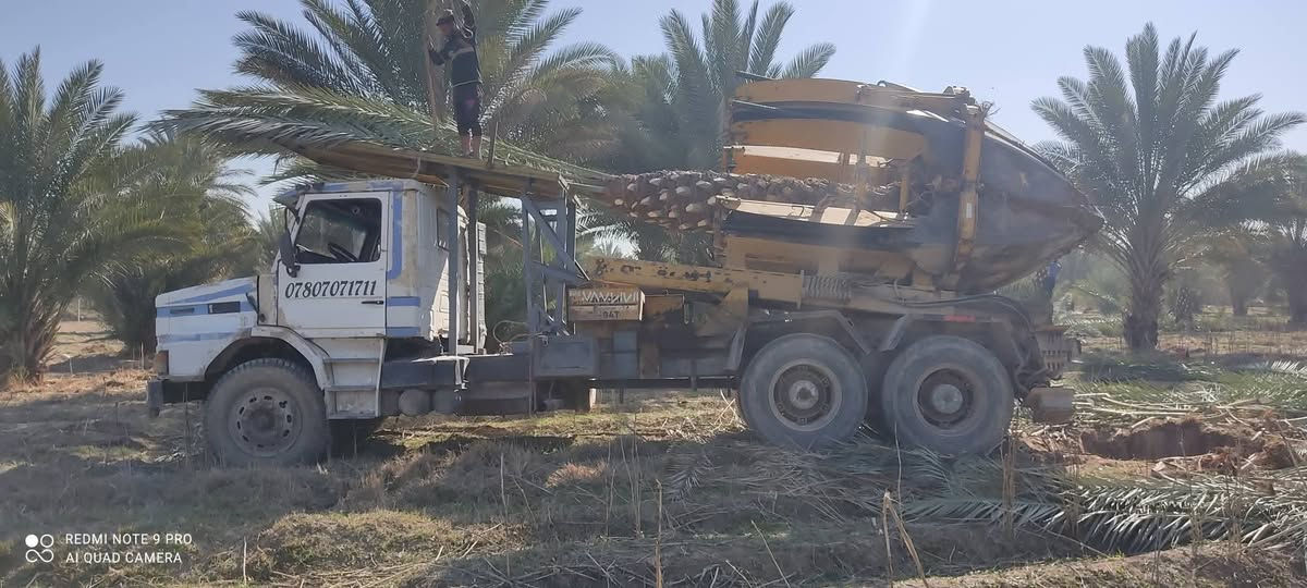 قالعه نخيل للبيع 
سياره شغاله بل نجف رقم كركوك 
تريد وكاله لو مداور 
للاستفسار الاتصال الرقم
***********

نص مكتوب في الصور:
- REDMI NOTE 9 PRO AI QUAD CAMERA