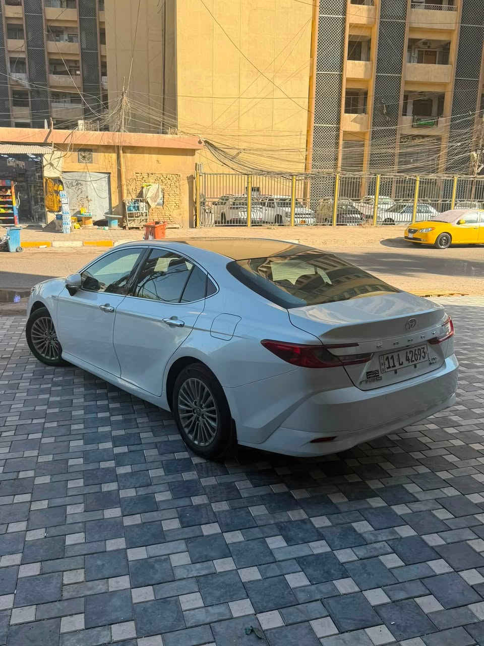 كامري 2024هايبرد
خليجي فول 1/1
عداد المشي :50km
بقوة 215 حصان
بانوراما زجاج
‏AIR BAG 8 عدد
حساسات أمامية
حساسات خلفية
لايت زينون
كشافات
حجم الاطار 235/45R18
ويل كب 18
قبضات أبواب من الألمنيوم
مفتاح التشغيل بصمة
شاشة كبيره مع كار بلي
كاميرا دوارة
الانارة الداخلية LED
المقاعد لون قرميدي جلد اصلي
حركة مقعد السائق كهرباء والراكب 
تتسع المقصورة ل 5 ركاب
Cruise مثبت السرعة
المودات والأوامر الصوتية
Drive Mode أوضاع القيادة
المرآة الوسطية أوتو دم
فحص أنظمة السيارة
حساسات ضغط اطارات
مقود جلد 
 تبريد شاشة
قطعتين تبريد
هاند بريك بصمة
داتا شو 
ملاحظه
* يوجد تعديل بارد جاملغ خلفي جهت سايق فقط 
للاستفسار ***********
