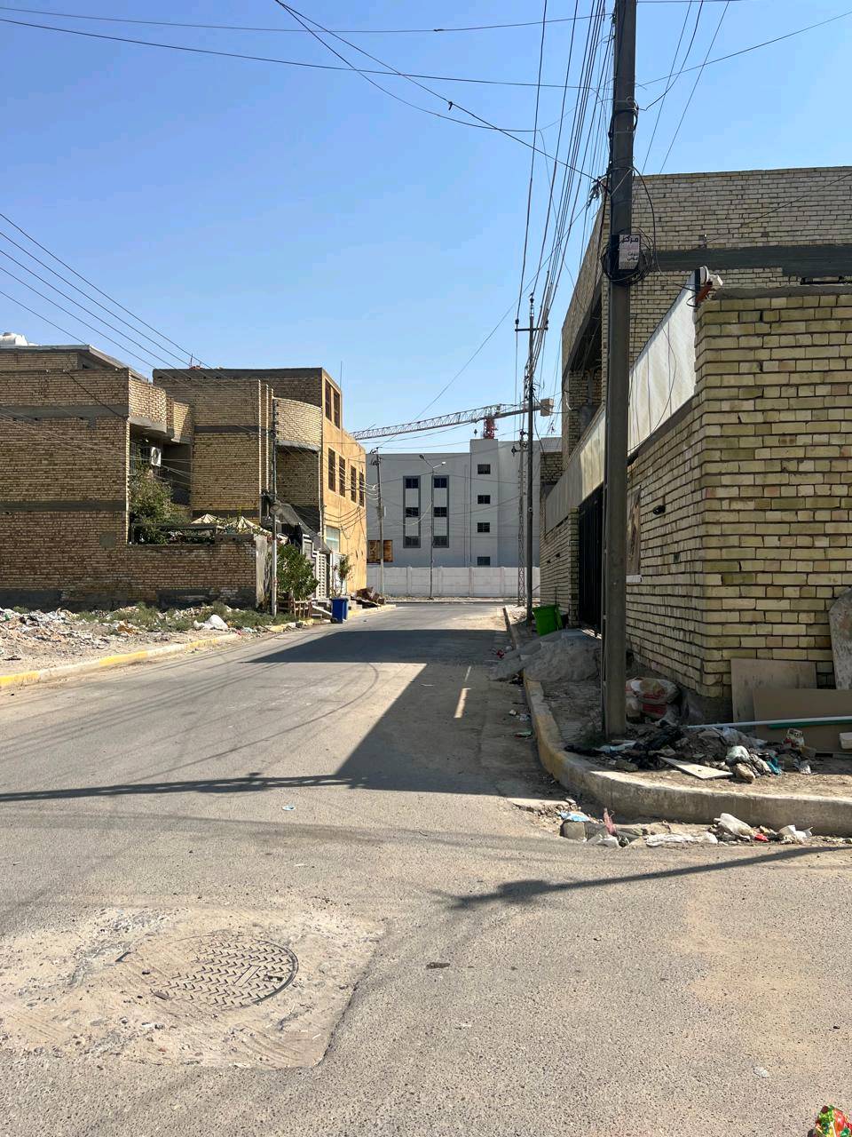 سلام عليكم قطعة ارض للبيع المساحة ١٢٠ متر 
‏( واجهة ٦ نزال ٢٠) 
‏موقعهة📍
‏(الحسينية_منطقة التلاثينات قرب المستشفى التركي) 
‏{السعر 64 }  
‏للتواصل  ***********
‏للتواصل ***********
‏
‏