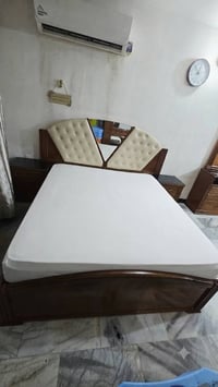 للبيع غرفة نوم عراقيه سلايت موديل تركي صاج خارج وداخل درجه اولى اي است...