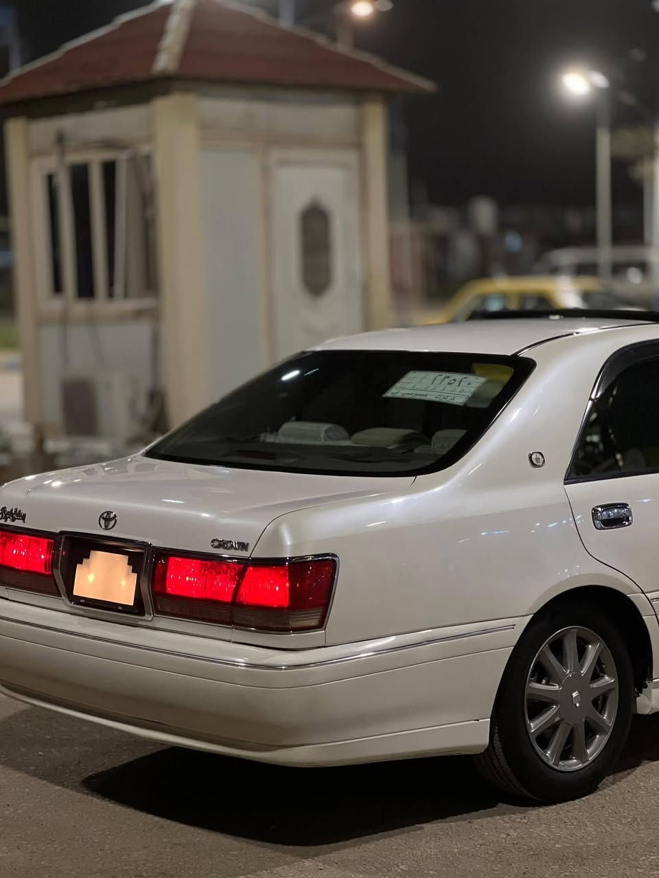 السلام عليكم
ملكه للبيع مكفوله ماعده الربع مال الايتات مبدل فقط مكفوله من ضربه وشواصي واصوليات ونقل جثه  وكاله ثاني يوم اسويلك السياره بسم شخص واحد مو تاجر 
مديل ٢٠٠٣
مدفوع كمرك وضريبه  باقيه فقط ع الرقم
تحوير نجف فوك وجوه دشبول عارف العيساوي
اربع دكم 
السياره فول واحد ع واحد 
شاصي ٧٥ ديفور الكبير 
كرستال 
فتحه 
ثلاجه 
تبريد خلفي 
اربع كراسي كهرباء 
سيدي ٦ اقراص 
استيرن كهرباء
برده خلفيه 
دبل شاشه 
ويل نجمه ١٦ 
تخم تاير جديد صاله سبوعين من شديته
حداديه ١٠٠ %١٠٠ 
تبريد ثلج استوني مشتغله منضومه كامله 
وتجي وتشوف بعينك سياره برغي ماعايزه 
مال جناي السعر 125 وبيه مجال رجاء رجاء المو شراي ليعلق وليتصل وكلشي اكو بسوك تشوفه غاليه اعبر المنشور الن كلشي اكو بسوك
***********
