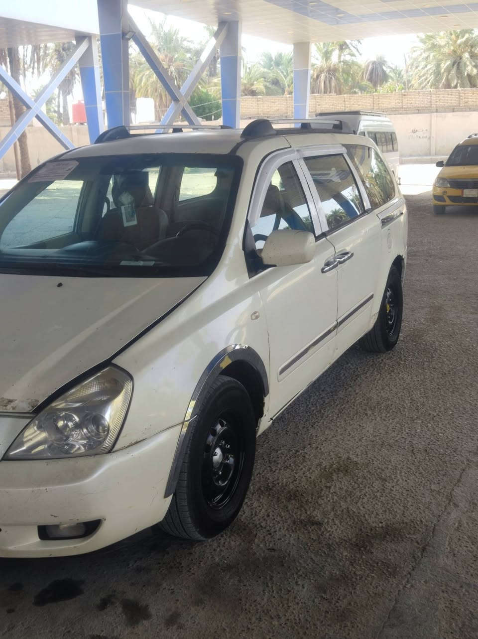 سلام عليكم كيه كرنفال للبيع سياره كاز مكينه كير تخم تاير جديدالسعر95وبيهه مجال العنوان سماوه قضاء الخضر السياره اجره وبسمي مامطلوبه ربع رقم نكليزي ***********

