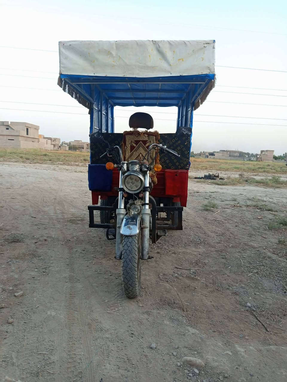 ستوته للبيع جاهزه اي نقص مابيهه مكانه ديالى دلي عباس السعر 850 اتصال هاذه الرقم ***********
