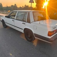فولفو 740 • موديل ١٩٩٠ • رقم إنكليزي