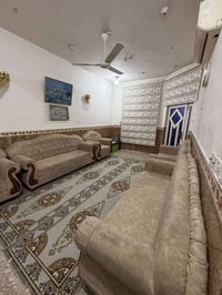 مشتمل • ١٢٥م • الحقوقين