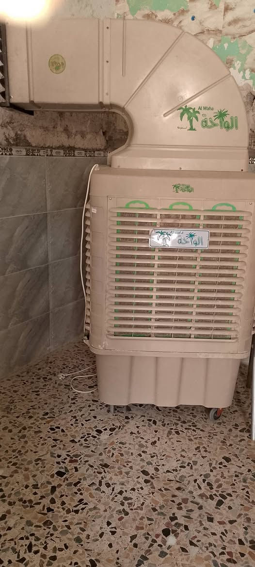 السلام عليكم مبردة للبيع السعر 225الف بغداد سبع القصور ***********
