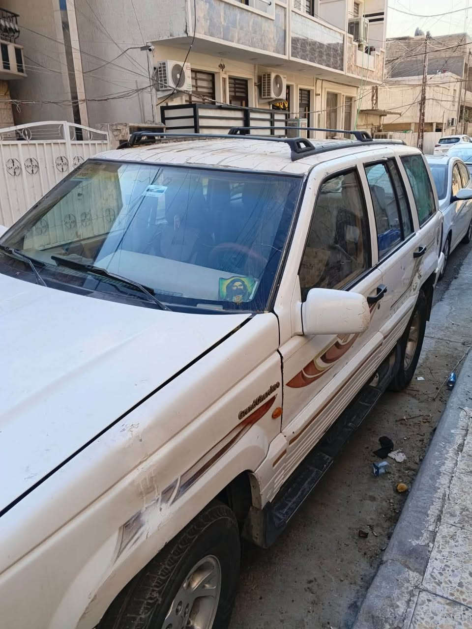 سلام عليكم جيب كراند شيروكي موديل 95

بلاديه كلها محرك 6سلندر هم بلادي بي خيط تبخير السيارة وين متريد تروح بيه روح ضمان المحرك غير البانزين والدهن السعر 35

مكاني بغداد الطوبجي 

***********
