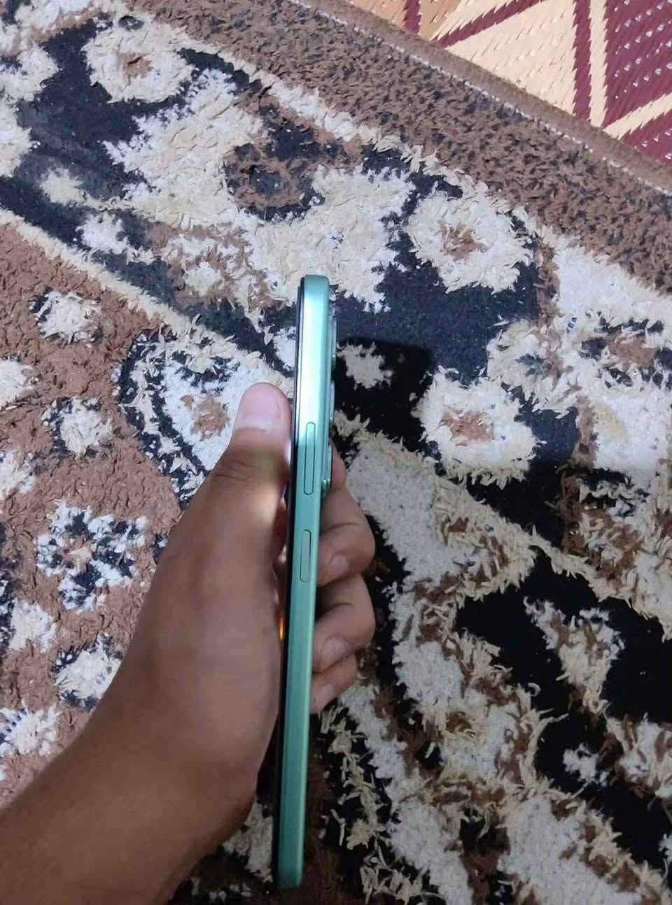السلام عليكم جهاز انفنكس هوت50 بدون كارتونه وشاحنه جهاز ممتاز فطر جدأ بسيط وغواش بالكامرة الذاكرة 256 وعشوائية 6+6 معالج g100ويكون 60ببجي السعر 145000الف الاتصال ***********
