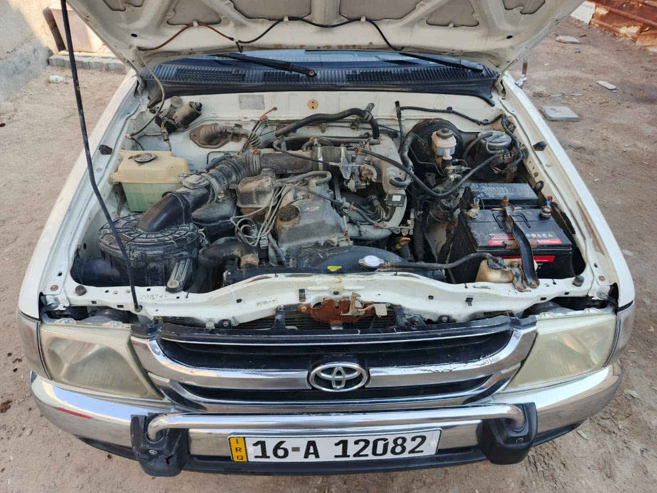 لسلام عليكم سياره تيوتا بيكم جمره موديل 2002  سياره مكفوله من كلشي رقم سيارة قادسيه (الديوانيه) وسيارة بسمي مكاني البصره سعر 110رقم الهاتف *********** ***********
