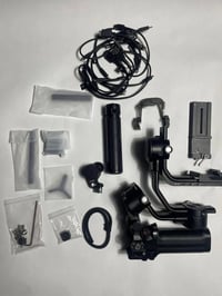رونن DJI rsc2pro combo كلشي موجود ومصور  للتواصل 07818887010 بي واتساب...