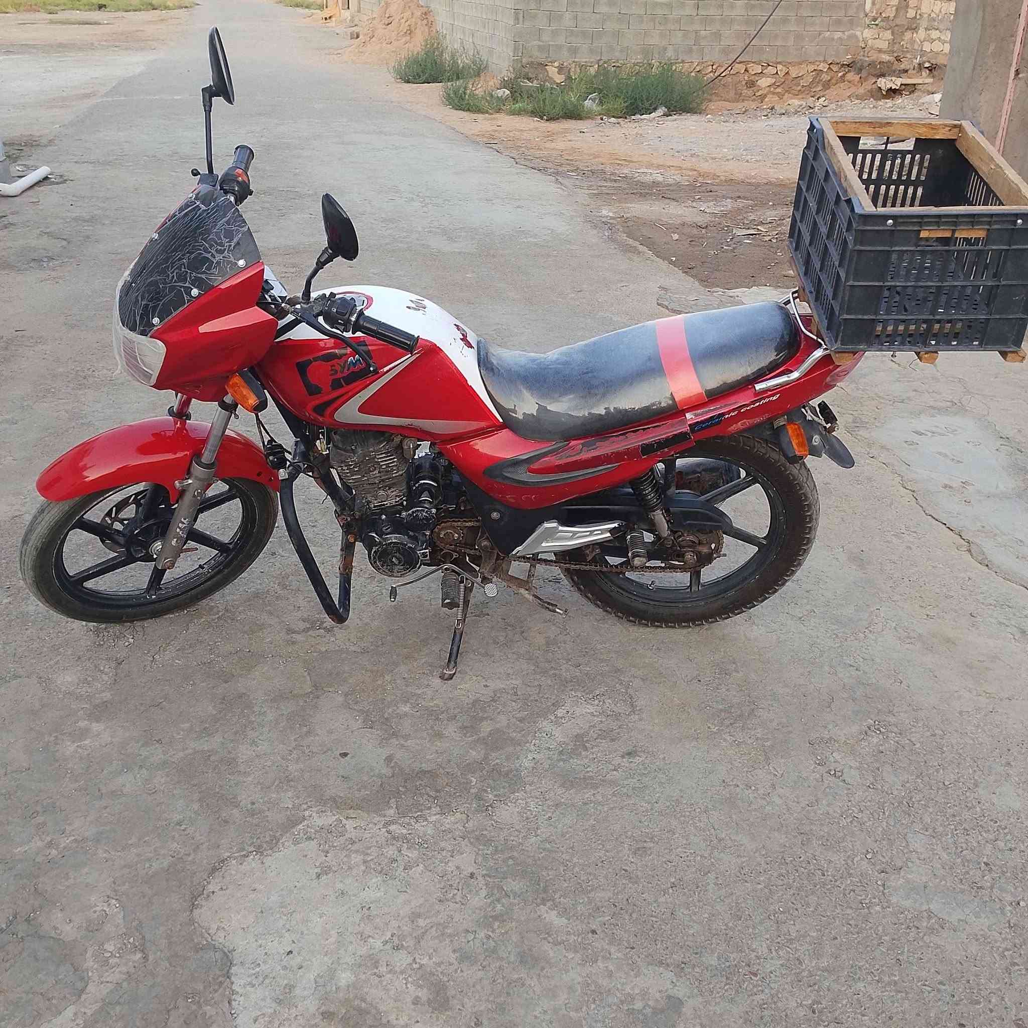 لبيع سايم موديل 18 محرك نضيف كشر كهربائية كلها شغاله مكاني رمادي السعر 750 تواصل على رقم  ***********
