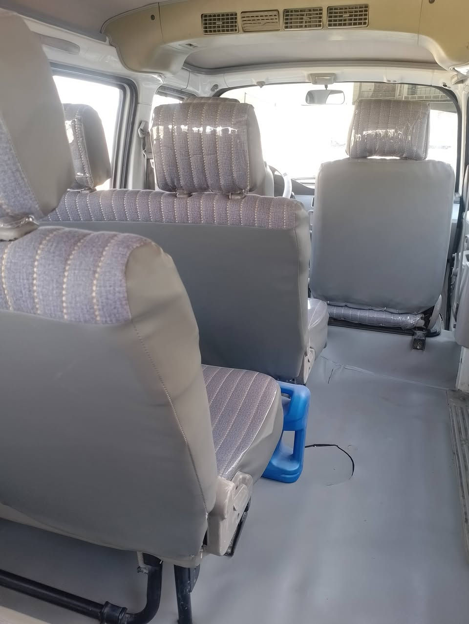 ليفان ١٠ راكب موديل ١٤ رقم بغداد كشر نظيف جداً محرك وگير شرط الفحص حداديه جيده دواخل نضيفه دوشمه جديده كوشنات وارضيه مكاني بالديوانيه تحويل مباشر/ *********** بي واتس اب
